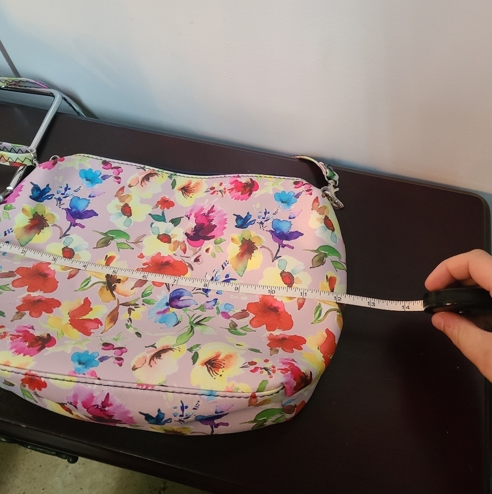 NWOT Carlos Floral Shoulder Bag and Wristlet - Picture 6 of 16